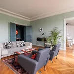 Veeve - Seine Splendour